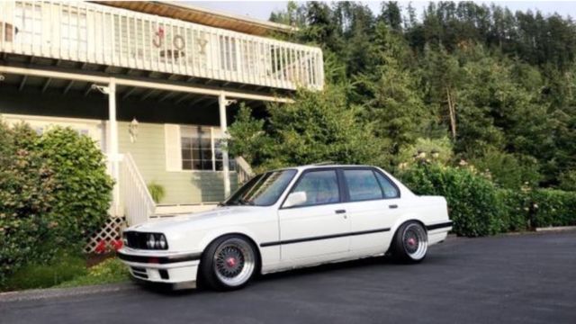 1991 BMW 3-Series E30