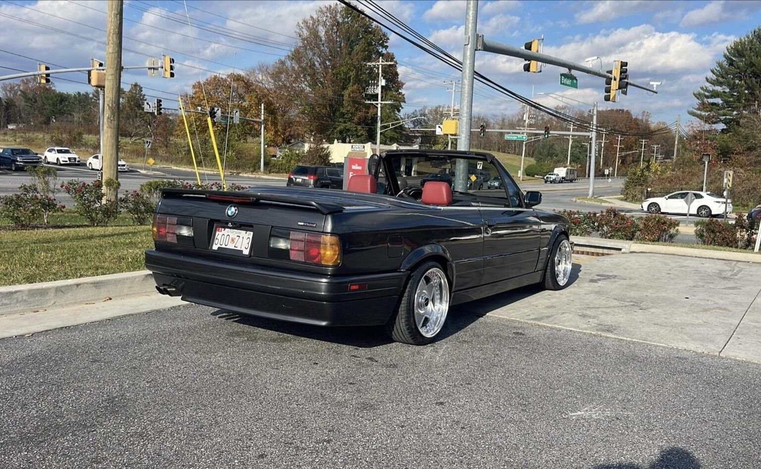 1991 BMW 325i Rare M-Tech II, Final-Year E30, H&R Lowered, No Rust - photo 6