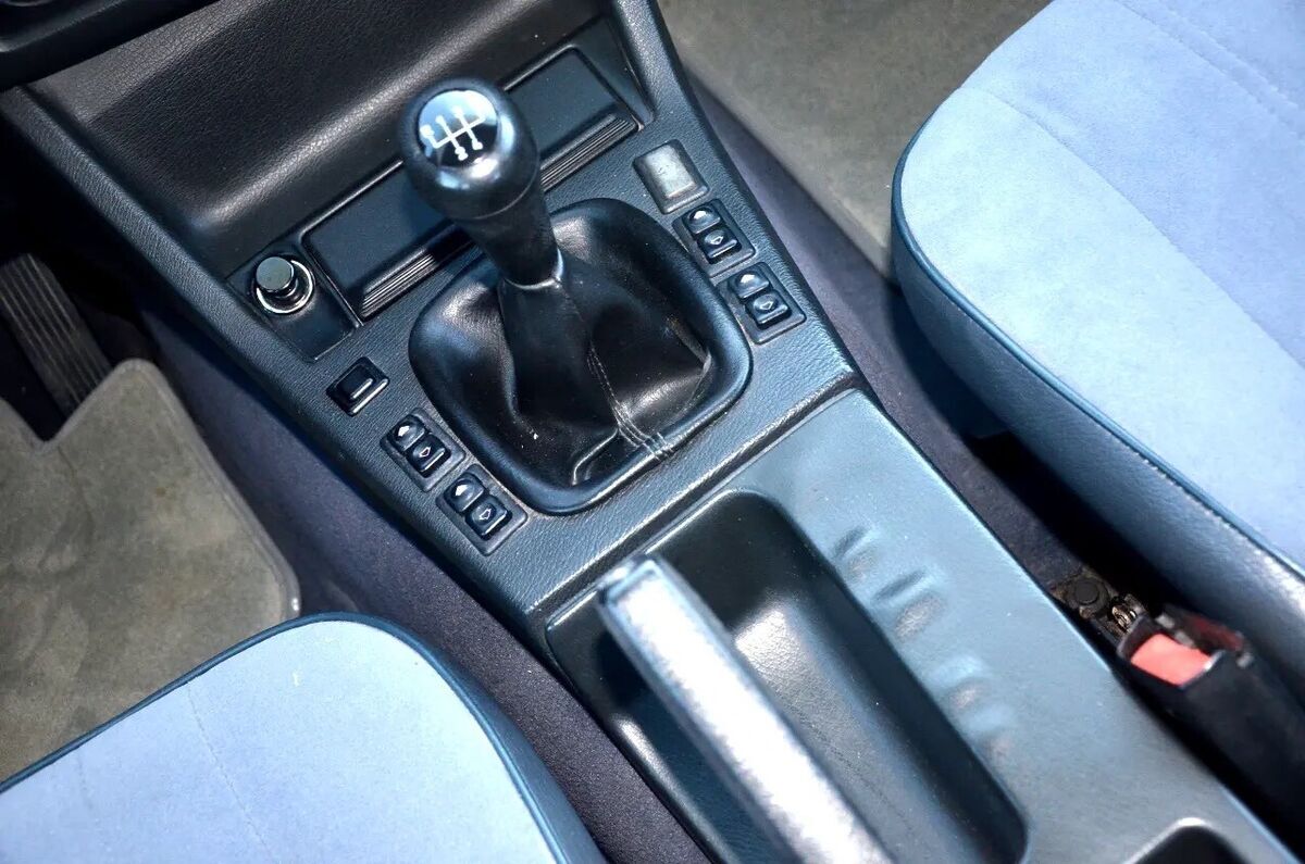 1991 BMW 3-Series I - photo 5
