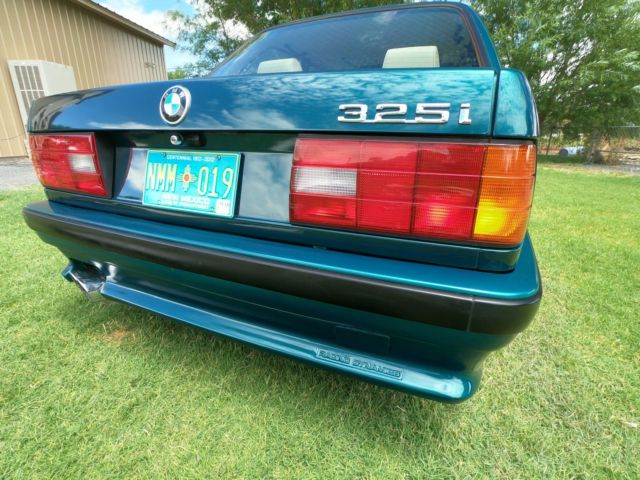 1991 BMW 325is Coupe 48k Racing Dynamics E30 1991 BMW 3-Series 325is Coupe 48k Racing Dynamics trim
