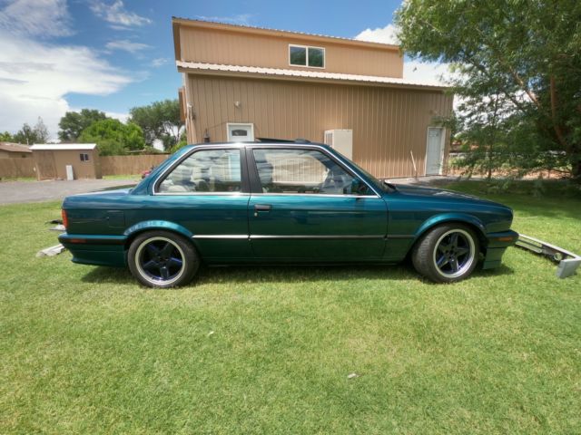 1991 BMW 3-Series 325is Coupe 48k Racing Dynamics trim - photo 13