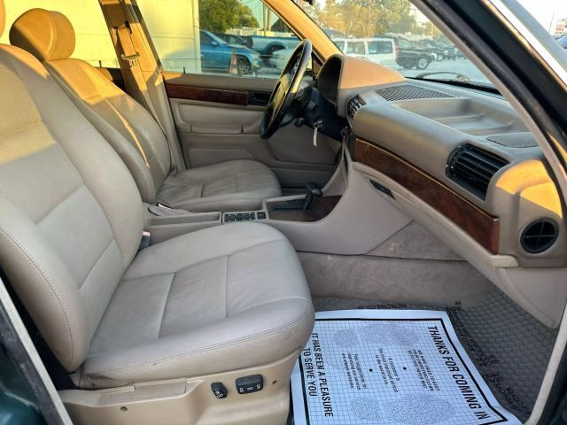 1991 BMW 7-Series 735iL 4D Sedan - photo 10