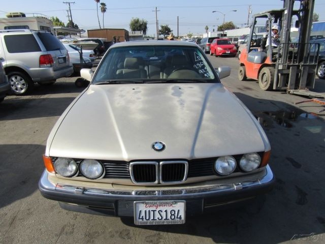 1991 BMW 7-Series 735iL - photo 2