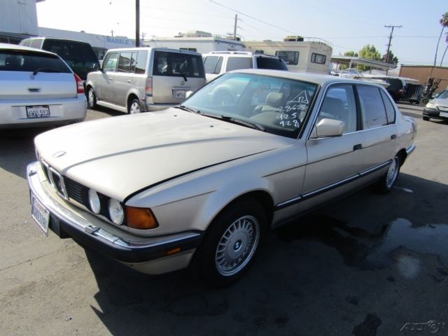 1991 BMW 7-Series 735iL - photo 8