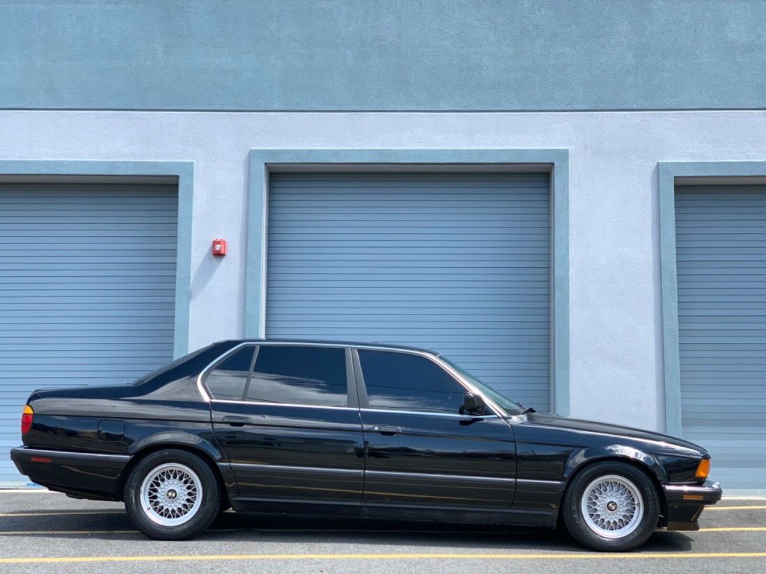 1991 BMW 7-Series - photo 2