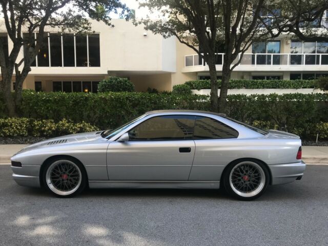 1991 BMW 8-Series 850i - photo 2