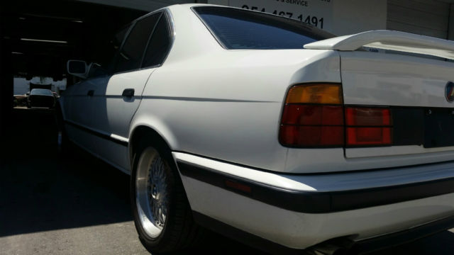 1991 BMW M5 - photo 3