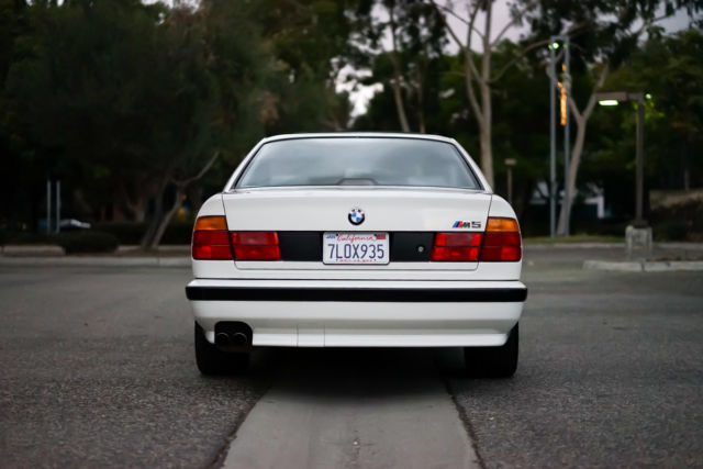 1991 BMW M5 Base Sedan 4-Door - photo 4