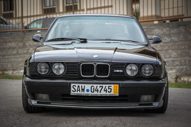 1991 BMW M5 - photo 4