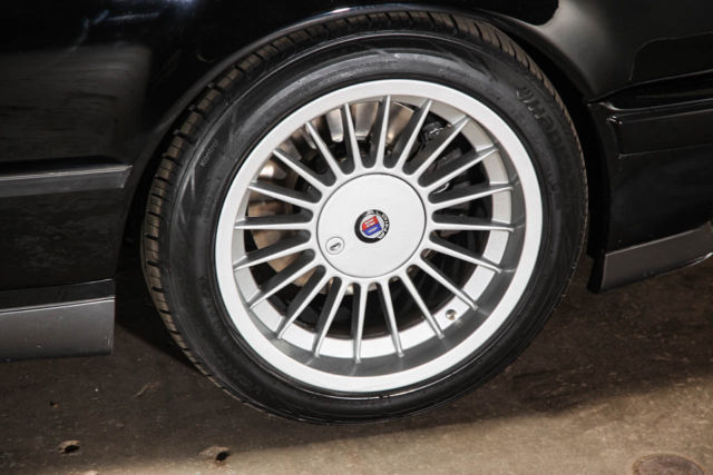 1991 BMW M5 - photo 5