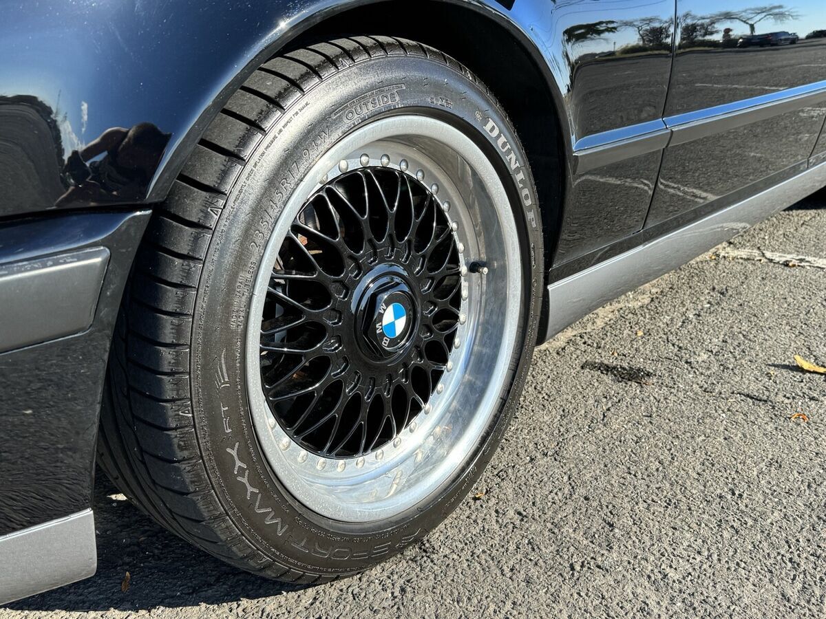 1991 BMW M5 - photo 11