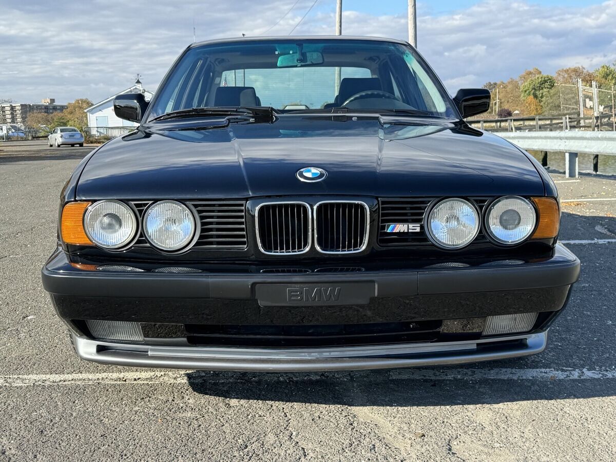 1991 BMW M5 - photo 3