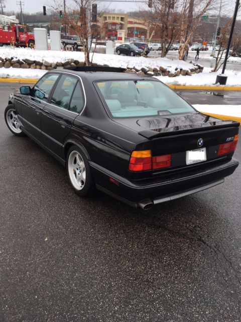 1991 BMW M5 - photo 9