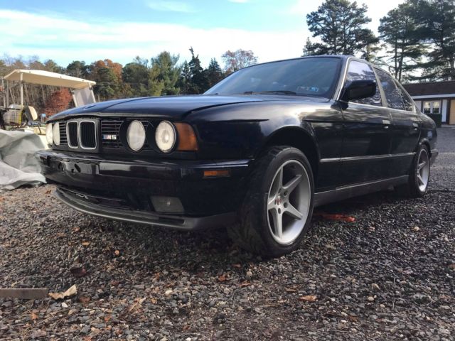1991 BMW M5 E34 Black on Black NEEDS TLC- Project car 1991 BMW M5 E34