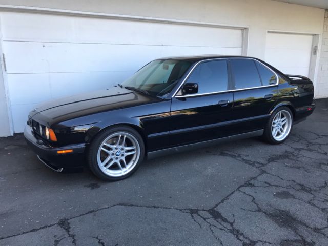 1991 BMW M5 E34 Black on Black Nice Driving Condition 1991 BMW M5 E34