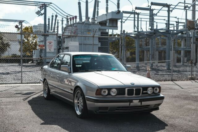1991 BMW M5 - photo 11