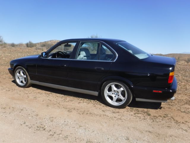 1991 BMW M5 1 of 455 BUILT RARE IMMACULATE 90s SPORT SEDAN - photo 9