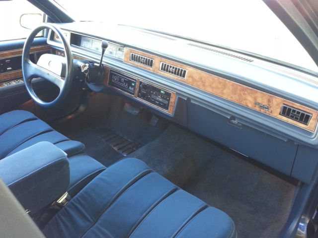 1991 Buick LeSabre Limited Sedan 4-Door - photo 13