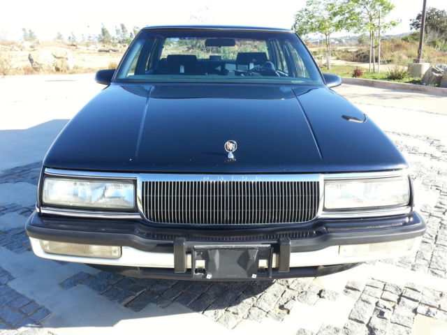 1991 Buick LeSabre Limited Sedan 4-Door - photo 6