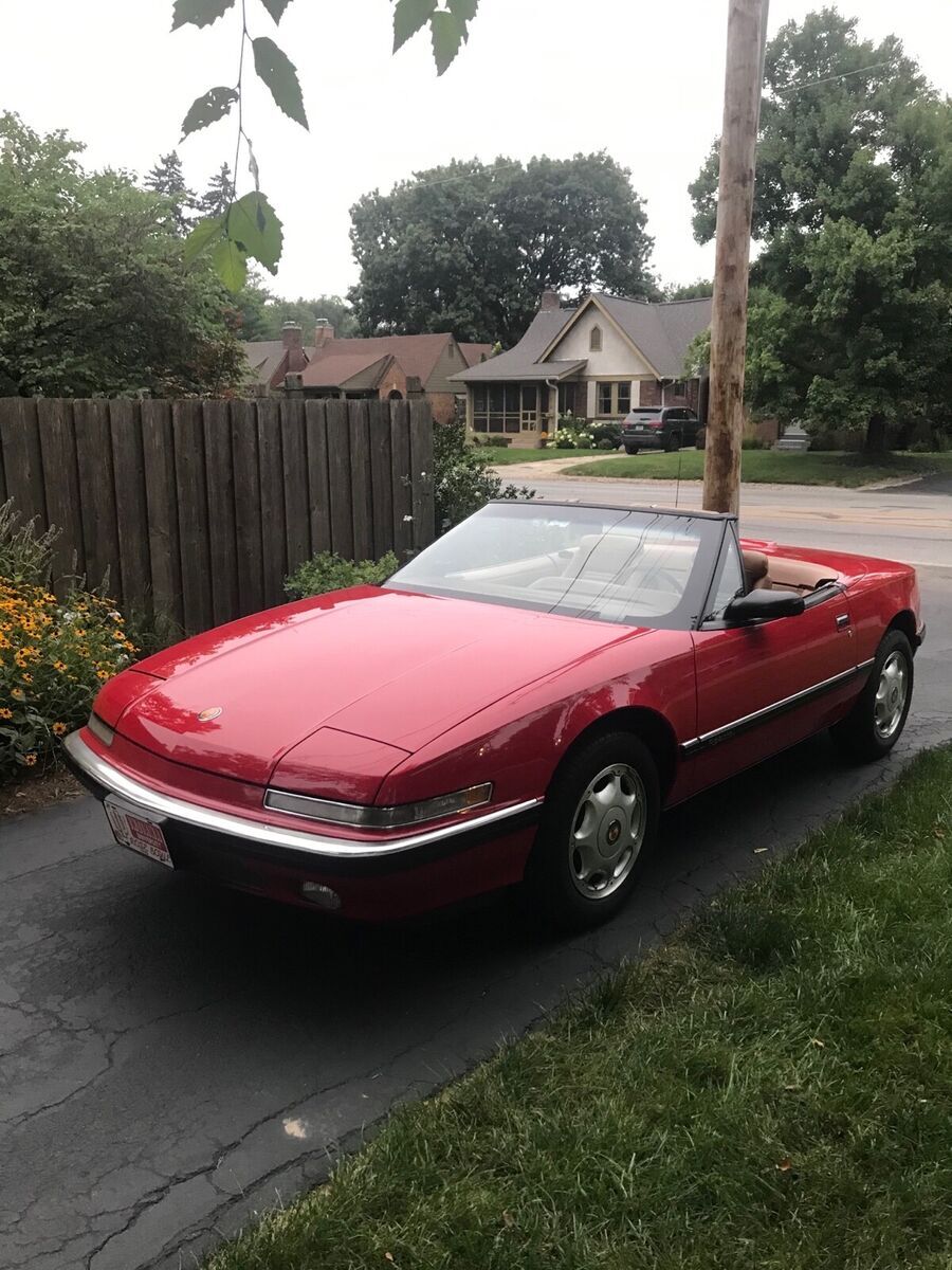 1991 Buick Reatta Convertible Red FWD Automatic 1991 Buick Reatta