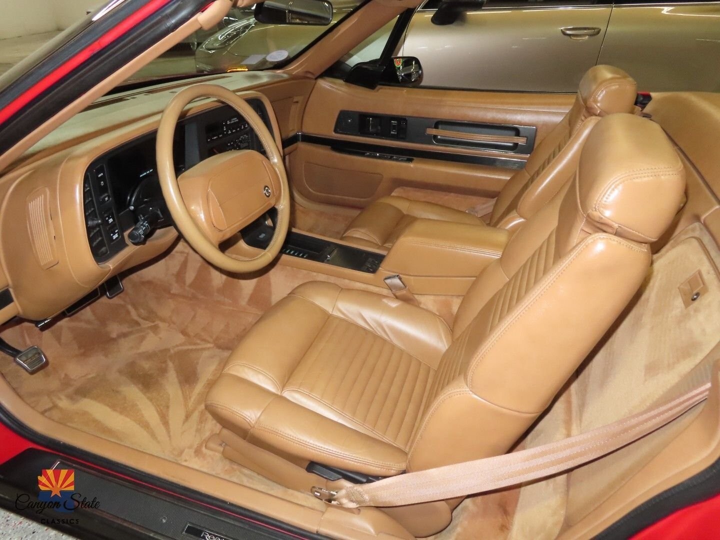 1991 Buick Reatta 2dr Convertible - photo 2
