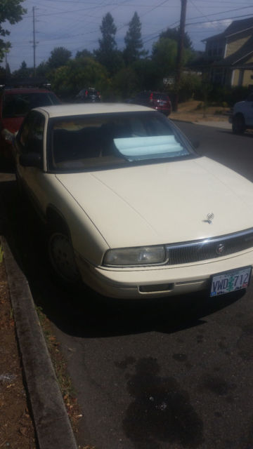 1991 Buick Regal Custom Sedan 4-Door - photo 2