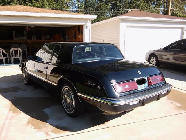 1991 Buick Riviera - photo 4