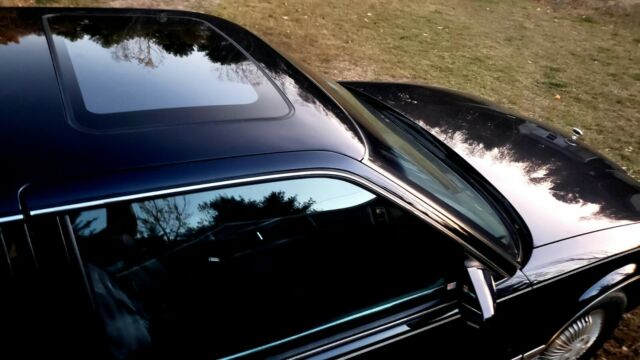 1991 Buick Riviera Grand Touring - photo 5