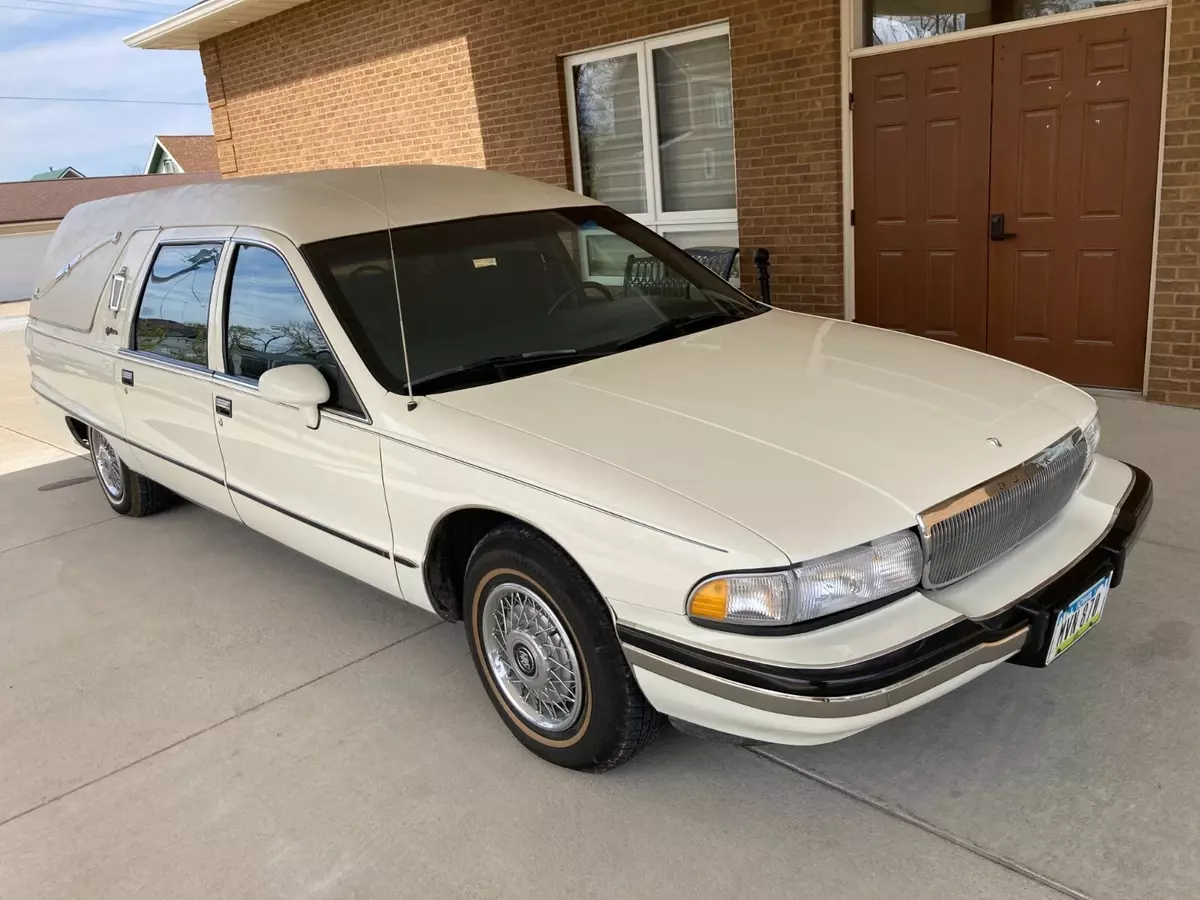 1991 Buick Roadmaster S&S Hearse mint condition 5.7 36,971 LOW MILES 1991 Buick Roadmaster Deluxe