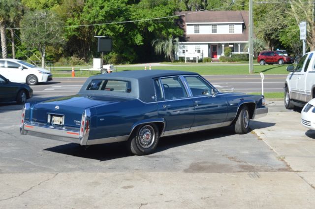 1991 Cadillac Brougham - photo 4