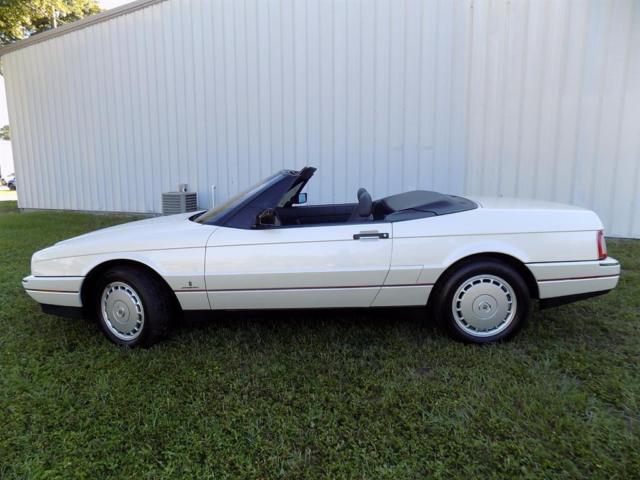 1991 Cadillac Allante 19K LOW Museum Miles FLordia Carfax Clean - photo 4