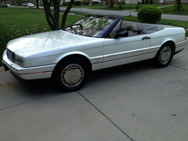 1991 cadillac allante base 4.5l 80,000 miles Pearl White excellent condition 1991 Cadillac Allante BASE
