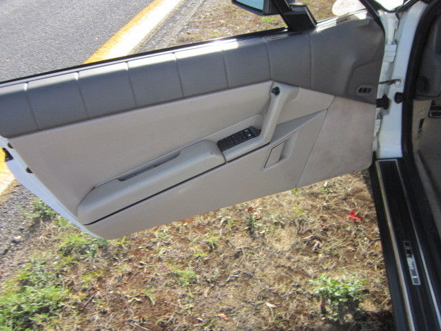 1991 Cadillac Allante - photo 12