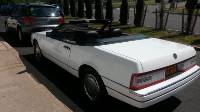 1991 Cadillac Allante Convertible 2-Door - photo 3