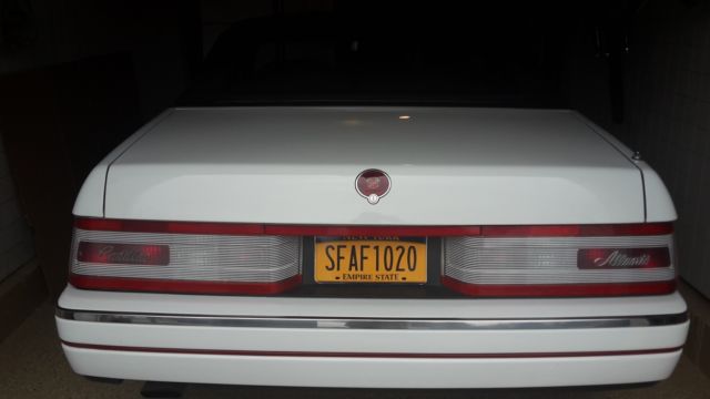 1991 Cadillac Allante Convertible 2-Door - photo 8
