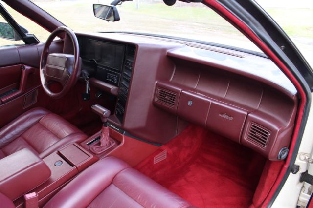 1991 Cadillac Allante Convertible 2 Door Coupe Must See ~ Over 70+ Pictu - photo 12