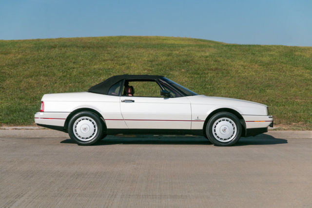 1991 Cadillac Allante Convertible - photo 12