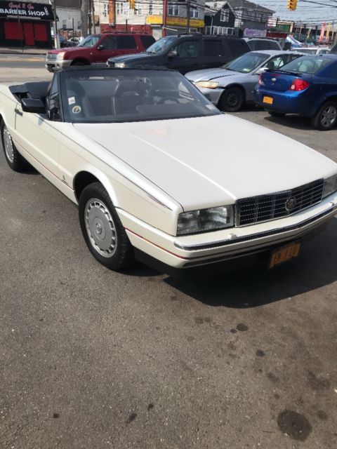 1991 Cadillac Allante Convertible - photo 7