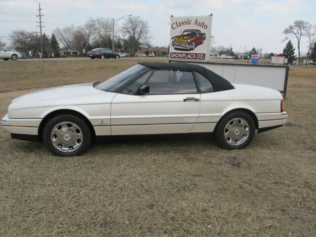 1991 Cadillac Allante - photo 2