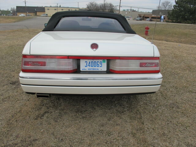 1991 Cadillac Allante - photo 3