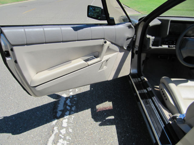 1991 Cadillac Allante - photo 13