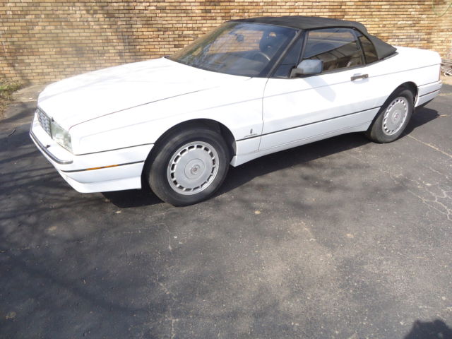 1991 Cadillac Allante Convertible...ORIGINAL LOW MILES !!....ONE OWNER !! 1991 Cadillac Allante Base Convertible 2-Door