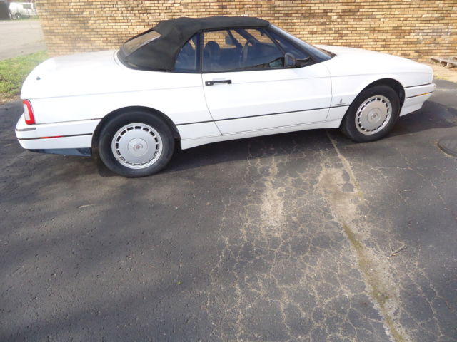 1991 Cadillac Allante Base Convertible 2-Door - photo 3