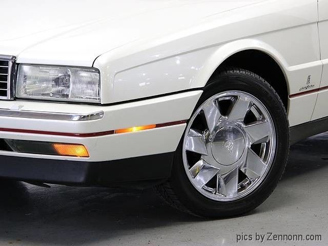 1991 Cadillac Allante Convertible - photo 4
