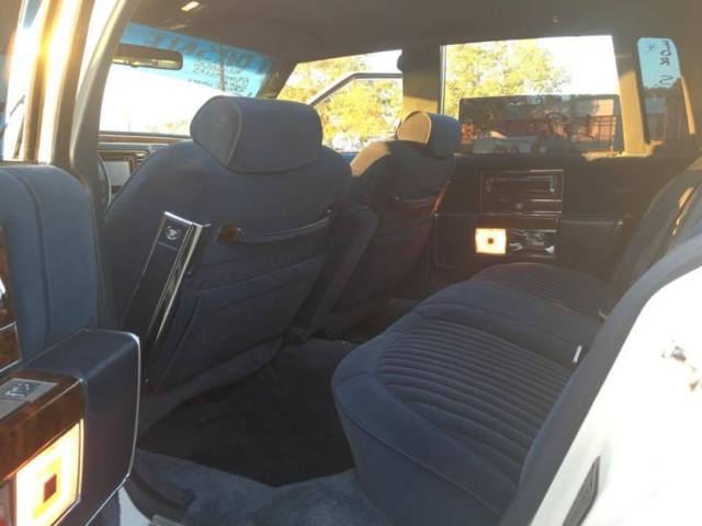 1991 Cadillac Brougham - photo 9