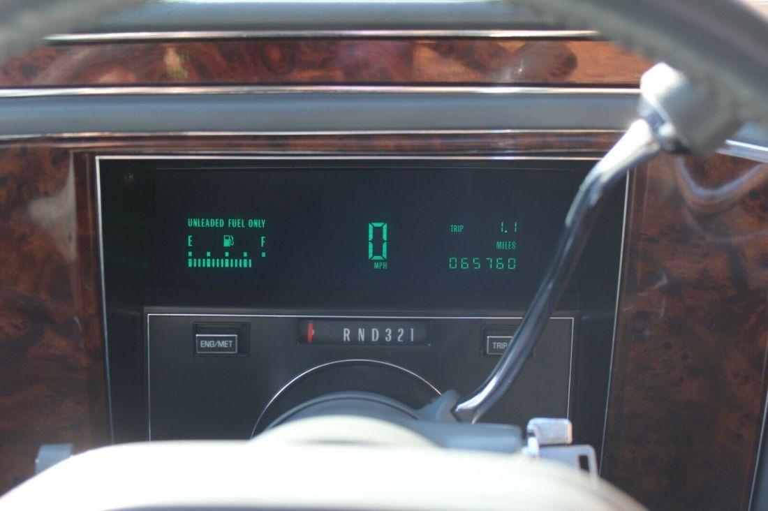 1991 Cadillac Brougham - photo 11