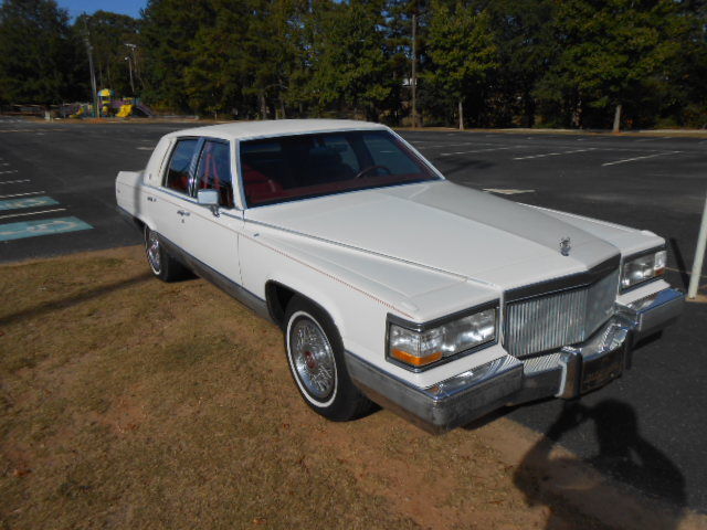 1991 Cadillac Brougham - photo 3