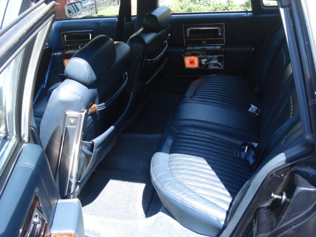 1991 Cadillac Brougham - photo 5