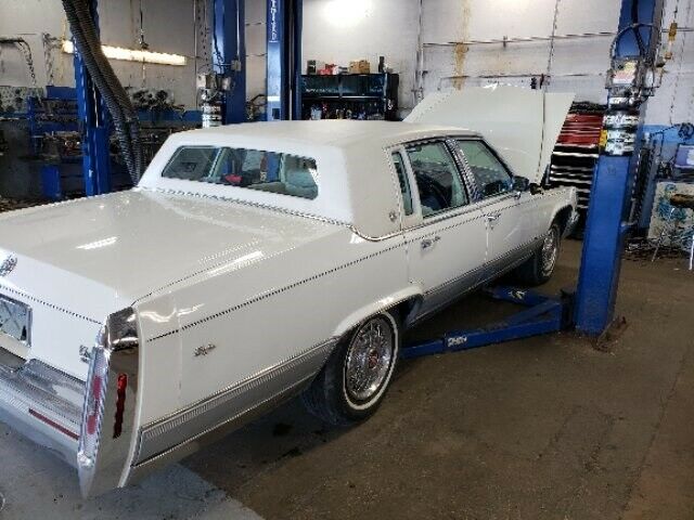 1991 Cadillac Brougham -- - photo 3