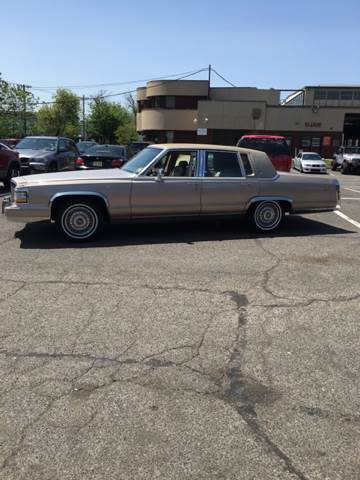 1991 Cadillac Brougham Base 4dr Sedan Sedan 4-Door Automatic 4-Speed - photo 2